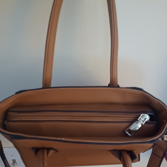 Isabelle Satchel with Crossbody Strap - Picture 4 of 9